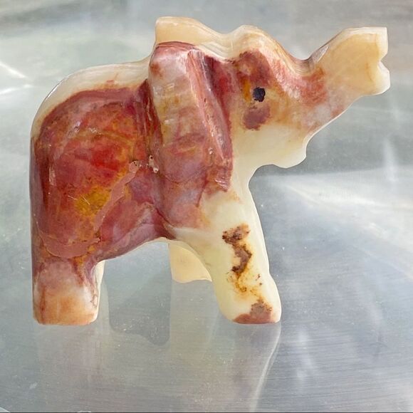 Onyx Elephant Sedona Healing Crystal - Picture 4 of 6